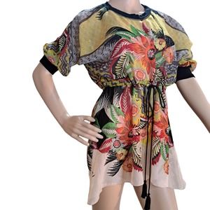 Women's Cute top size XS